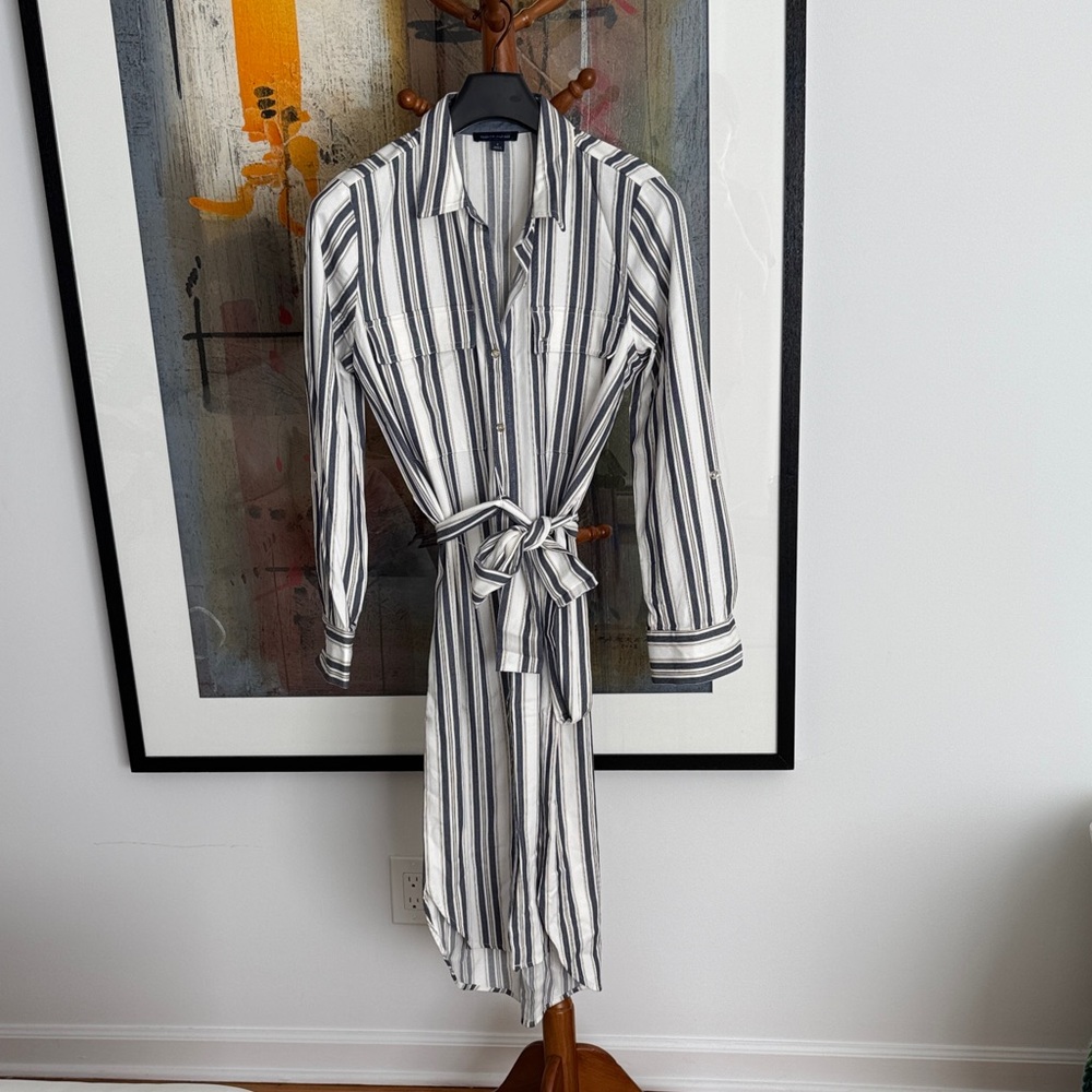 Tommy Hilfiger Women’s Belted Button-Down Dress